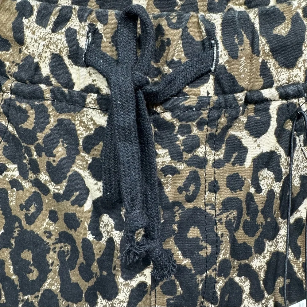Leopard Animal Print Joggers YMI Distressed Raw Hem High Rise 5 Pocket Mobwife